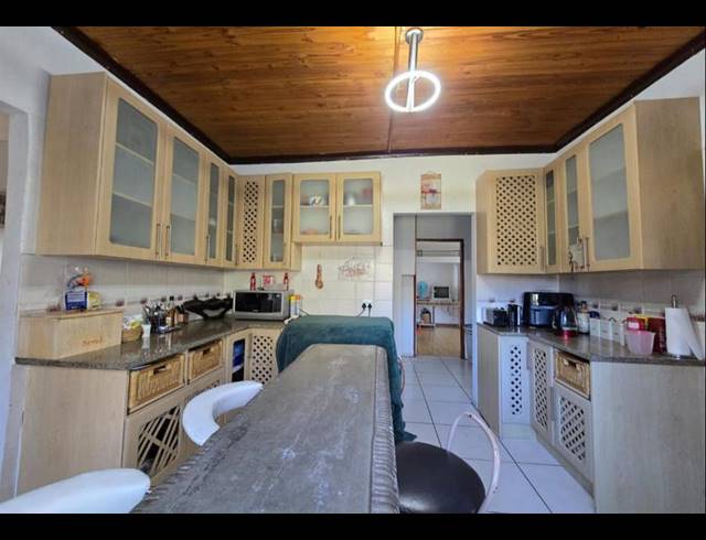 FARM FOR SALE IN WALKERVILLE CENTRAL